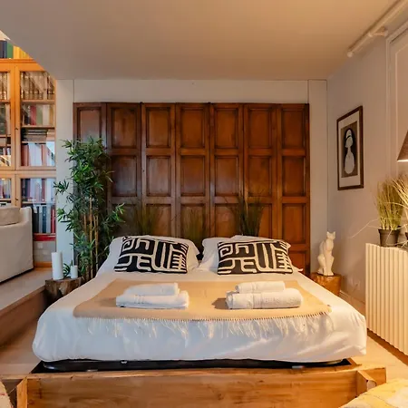 Apartment Luxury-penthouse 50 Mt Da Pontevecchio - By Mois Collection