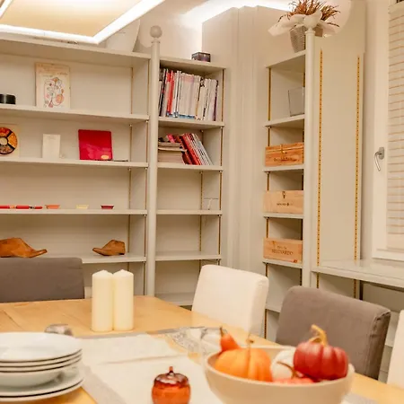 Luxury-penthouse 50 Mt Da Pontevecchio - By Mois Collection *