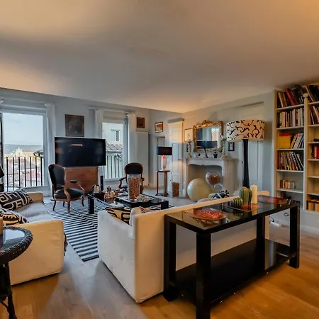 Daire Luxury-penthouse 50 Mt Da Pontevecchio - By Mois Collection Floransa