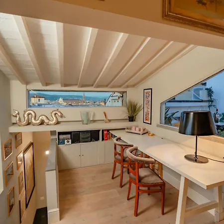 Daire Luxury-penthouse 50 Mt Da Pontevecchio - By Mois Collection *