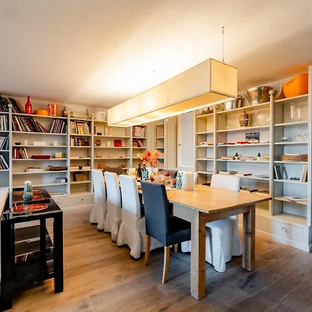 Daire Luxury-penthouse 50 Mt Da Pontevecchio - By Mois Collection *