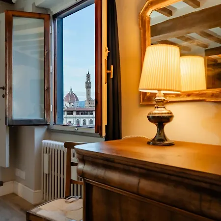 Luxury-penthouse 50 Mt Da Pontevecchio - By Mois Collection